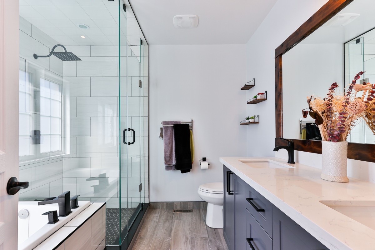 Bañera o ducha: qué alternativa es la mejor para tu baño