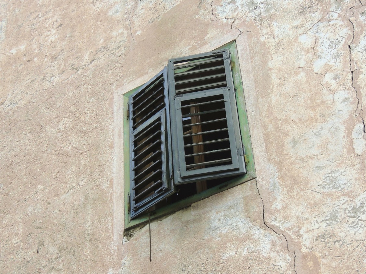 Las grietas y fisuras en los edificios están a la orden del día: cuándo deben preocuparnos