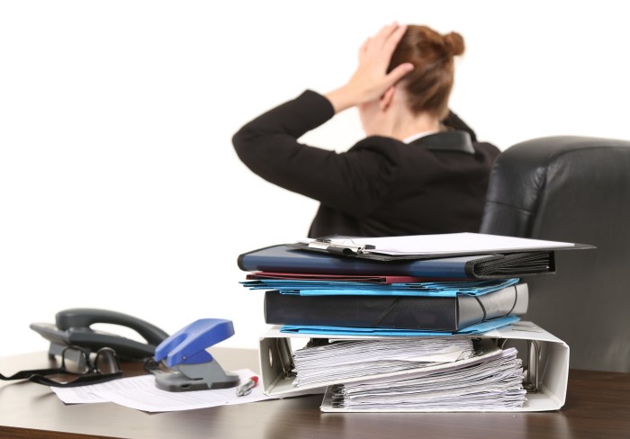 Falsos autónomos: quién debe pedir la devolución del IVA, la empresa o el trabajador