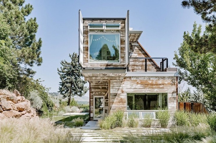 Casa prefabricada de lujo que parece una obra de arte luxo