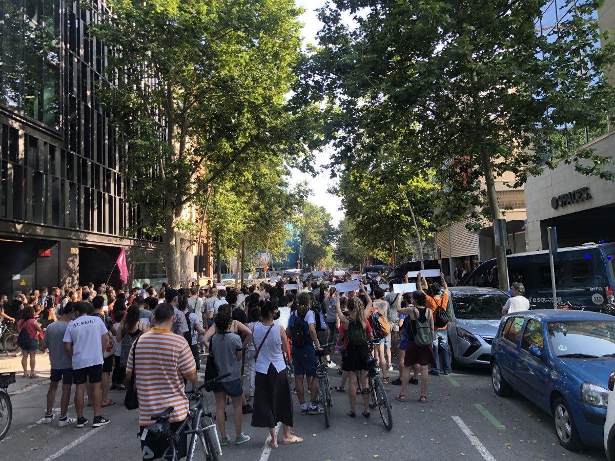 Escasa repercusión en las protestas contra el Gobierno por el recurso contra la ley catalana del alquiler