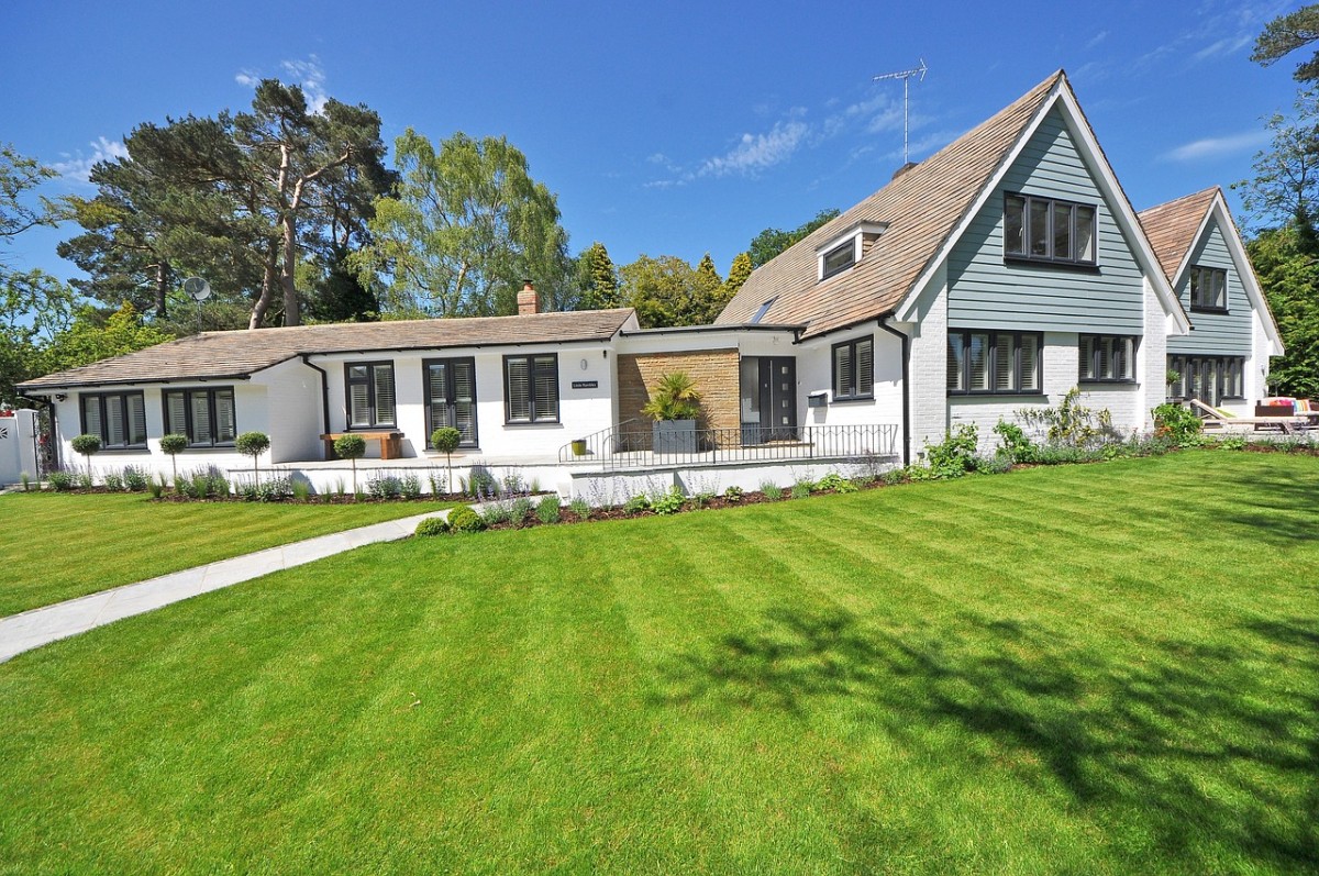 beautiful-home-1680789_1280