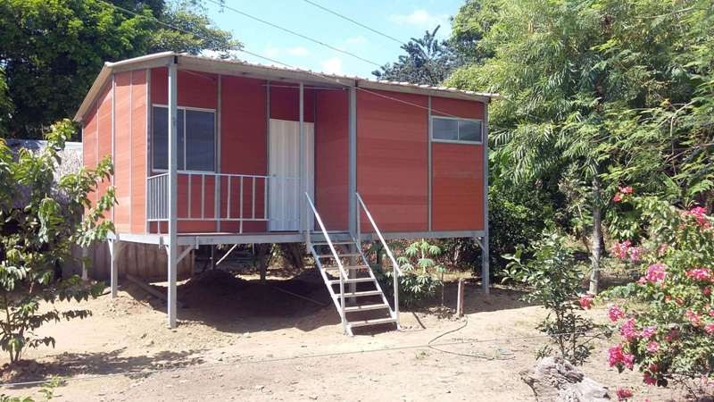 Casas prefabricadas hechas con cáscaras de café: reciclan residuos cafeteros para hacer viviendas sociales sostenibles