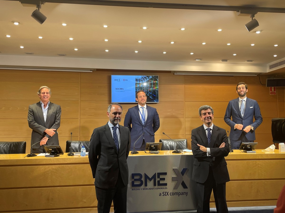 Losantos (JLL): "El inmobiliario está entre los sectores más sanos, solventes y confiables del mercado"