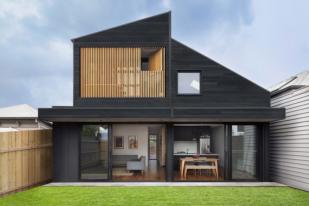 Esta espectacular casa de diseño en el centro de Melbourne es prefabricada, aunque no lo parece