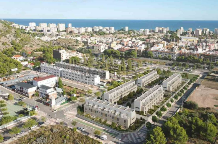 La promotora de Sareb comienza las obras de 48 chalets en Benicasim que se venden desde 190.000 euros