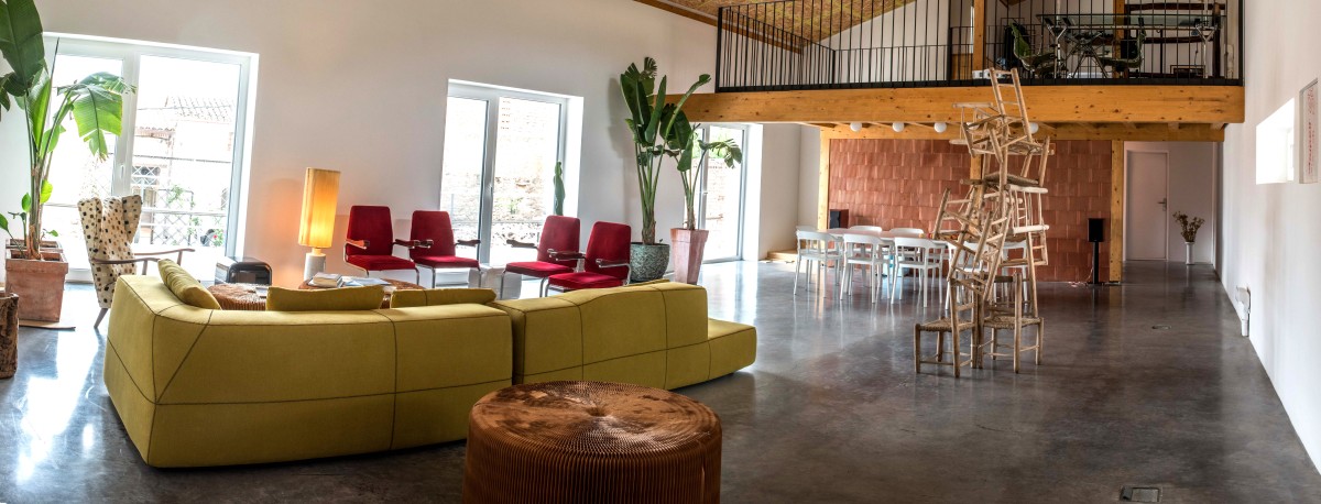 Un recorrido por la arquitectura sostenible de ayer y de hoy a través del ladrillo y la teja