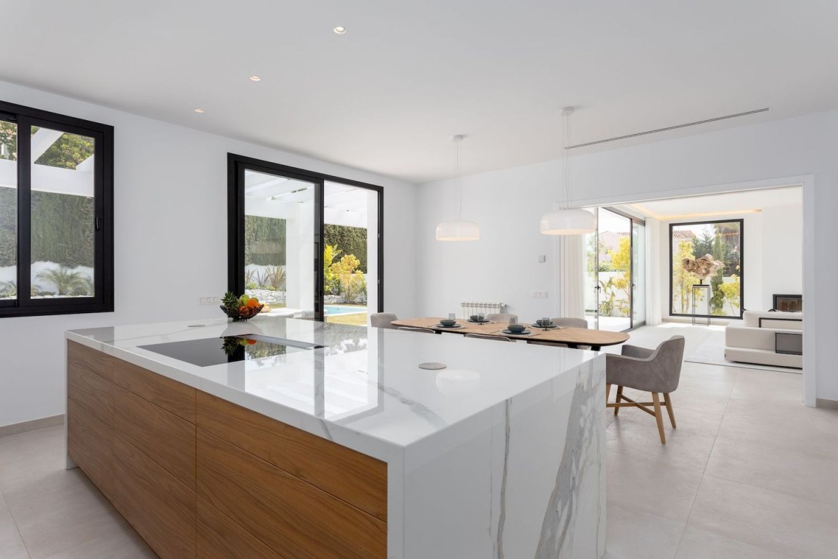 Modern kitchen with island