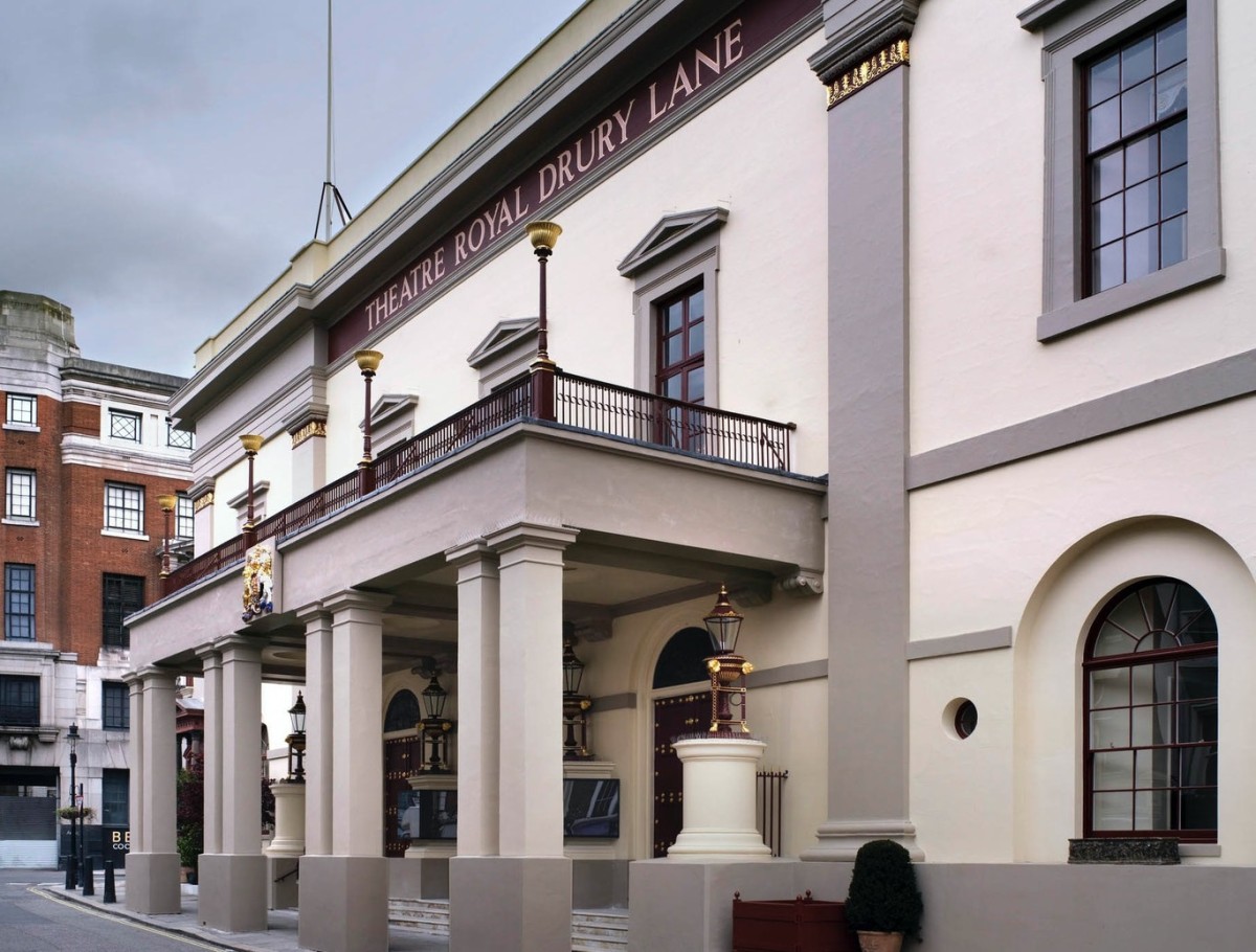 Este histórico teatro de Londres reabre tras una reforma millonaria que ha recuperado su grandeza
