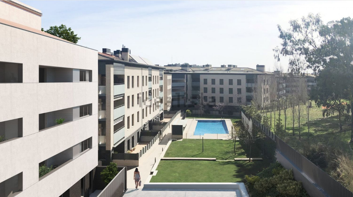 Incluye piscina y zona ajardinada