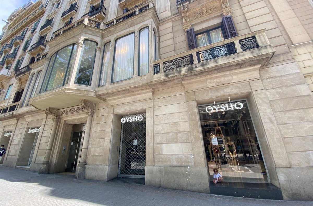 La firma de origen chino Florencia releva a Inditex en Las Ramblas de Barcelona