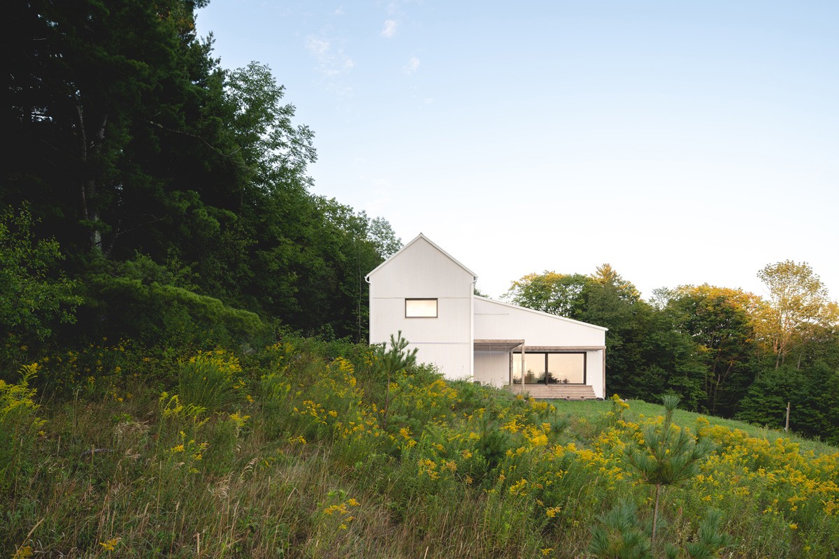 Una bonita casa pasiva inspirada en la arquitectura rural de Quebec —  idealista/news