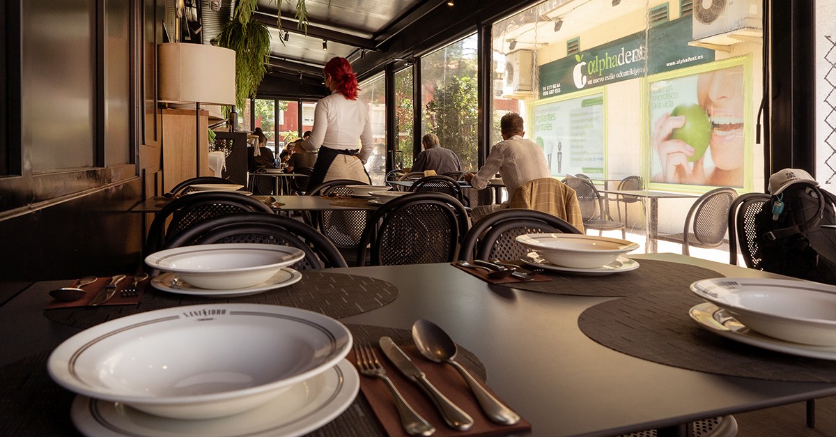 Este es el restaurante de gasolinera más bonito de España y está en Alcalá de Henares