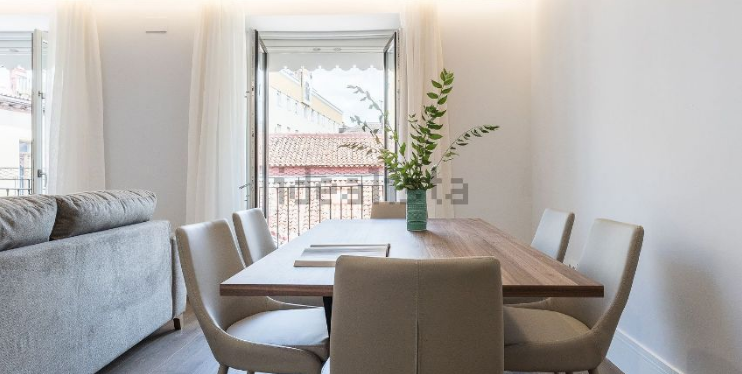 Con espacio para varios comensales