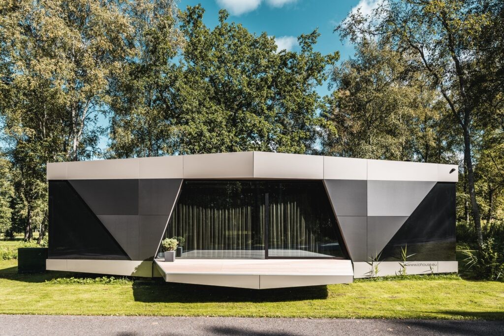 Una espectacular casa prefabricada que fusiona diseño, sostenibilidad y alta tecnología