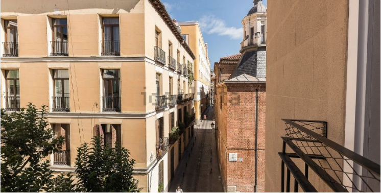 Está en pleno barrio de las Letras