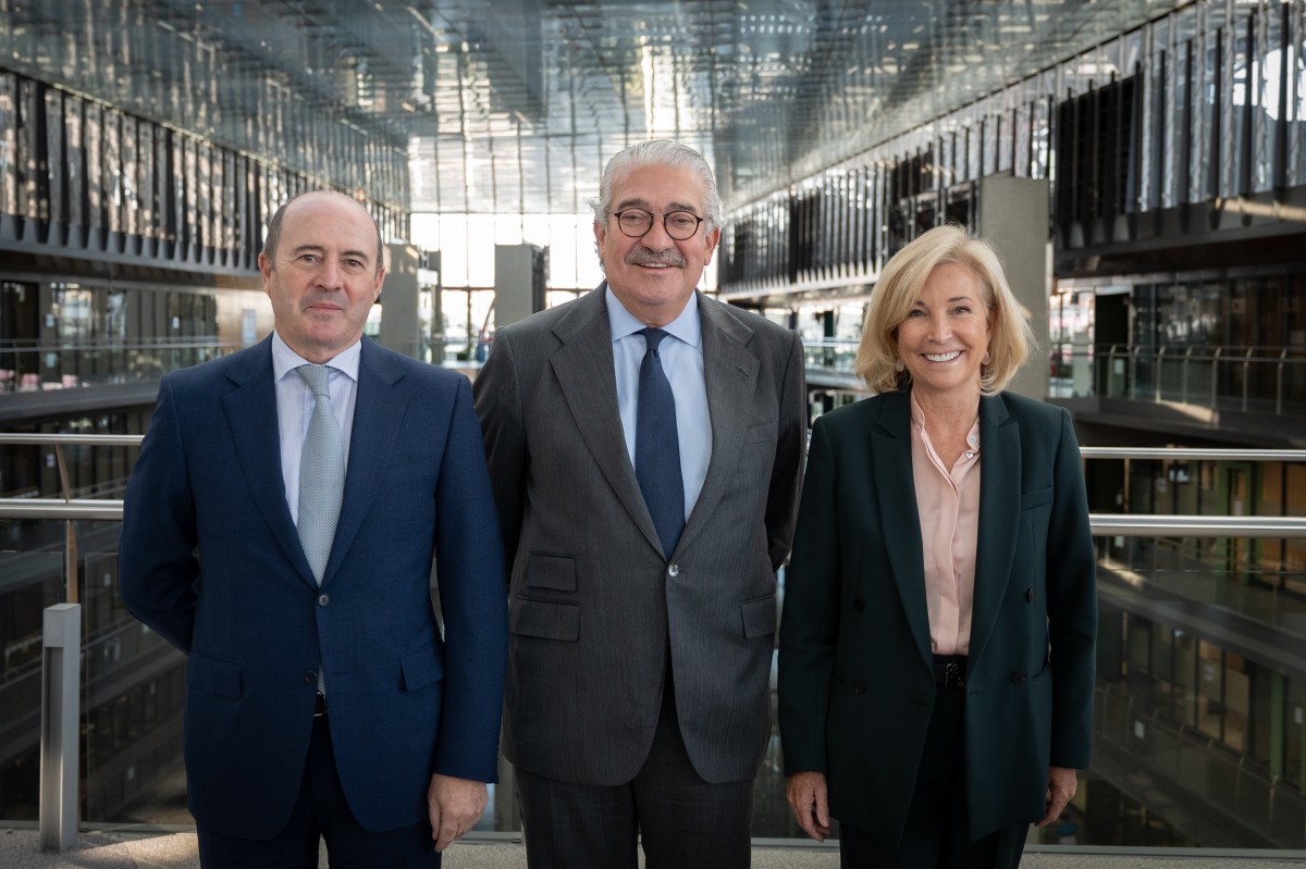 Endesa, Bankinter y OHLA forman una 'mega alianza' para impulsar la rehabilitación energética de viviendas