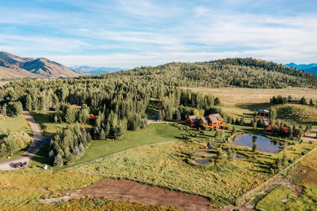 _polar_express_ranch_in_jackson_wyoming_c_engel_volkers_jackson_hole_orijin_media_10