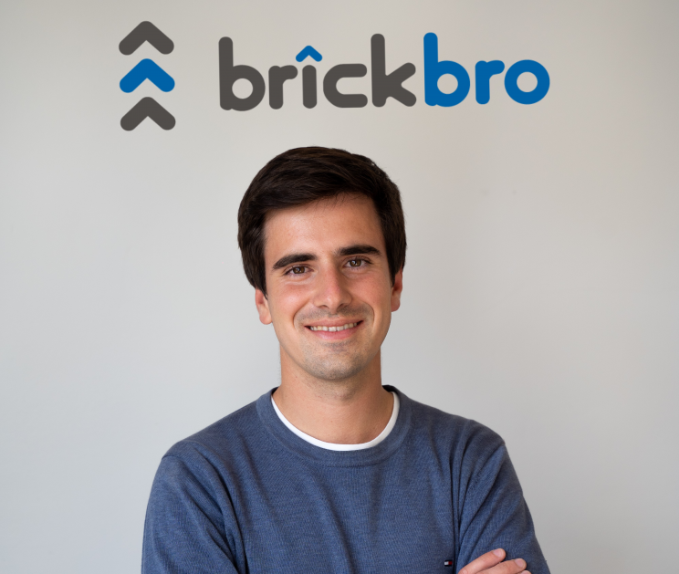Brickbro regala vales de 30.000 euros en el Black Friday para convertir locales en viviendas