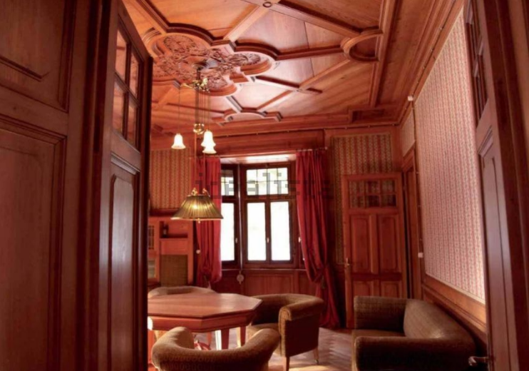 La villa de la película "House of Gucci" está a la venta en idealista por 990.000 euros