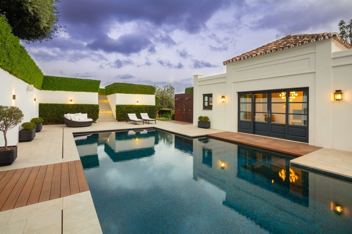 Piscina in aer liber