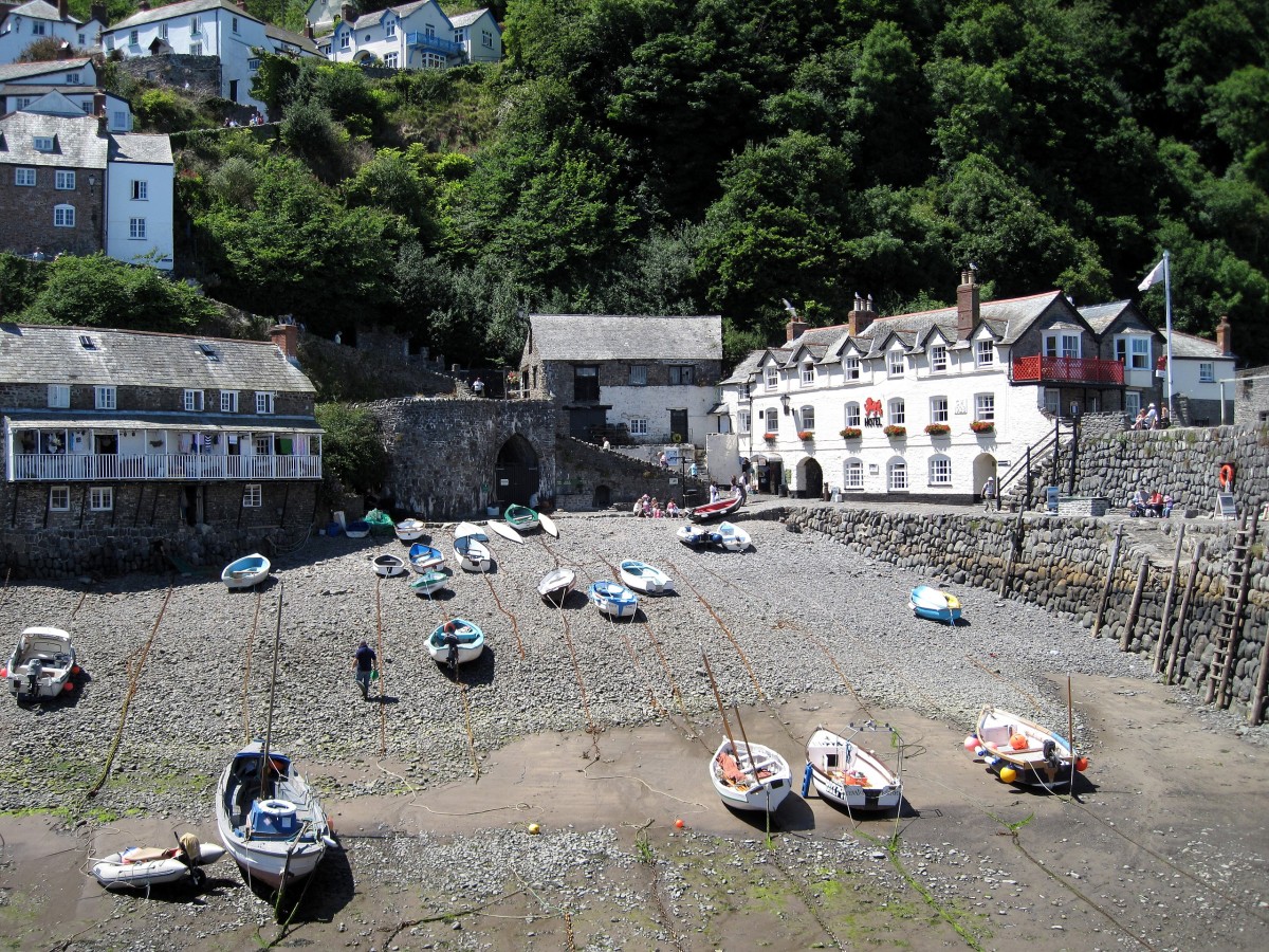 A praia no final das ruas íngremes de Clovelly