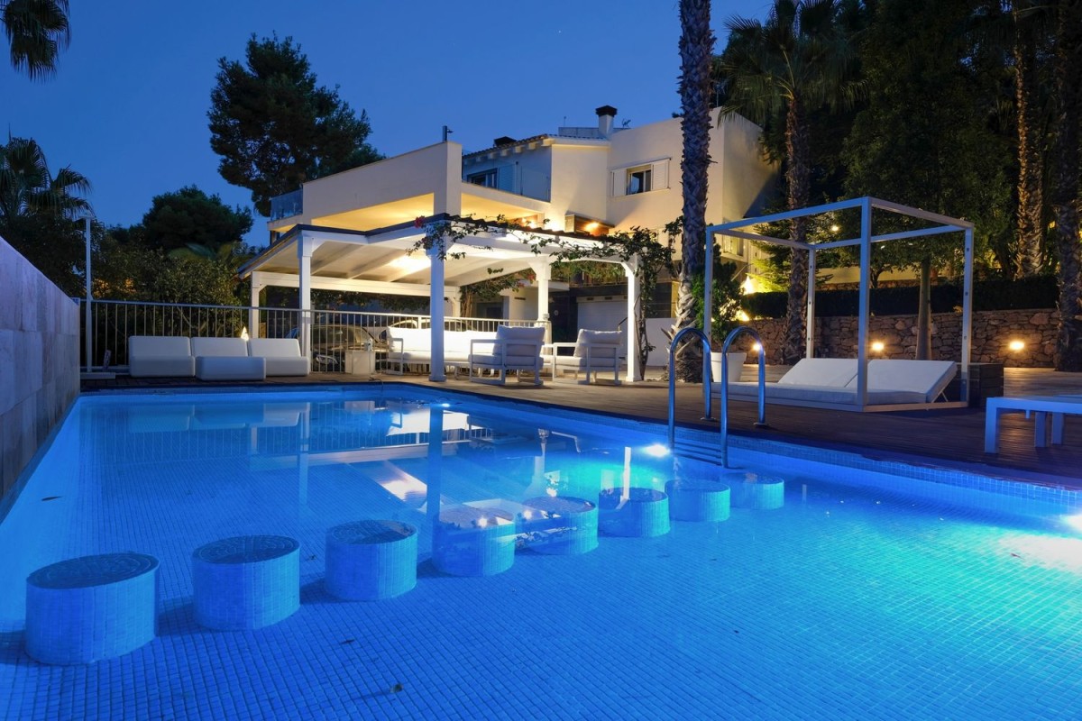 A propriedade desta semana é uma casa linda na costa valenciana