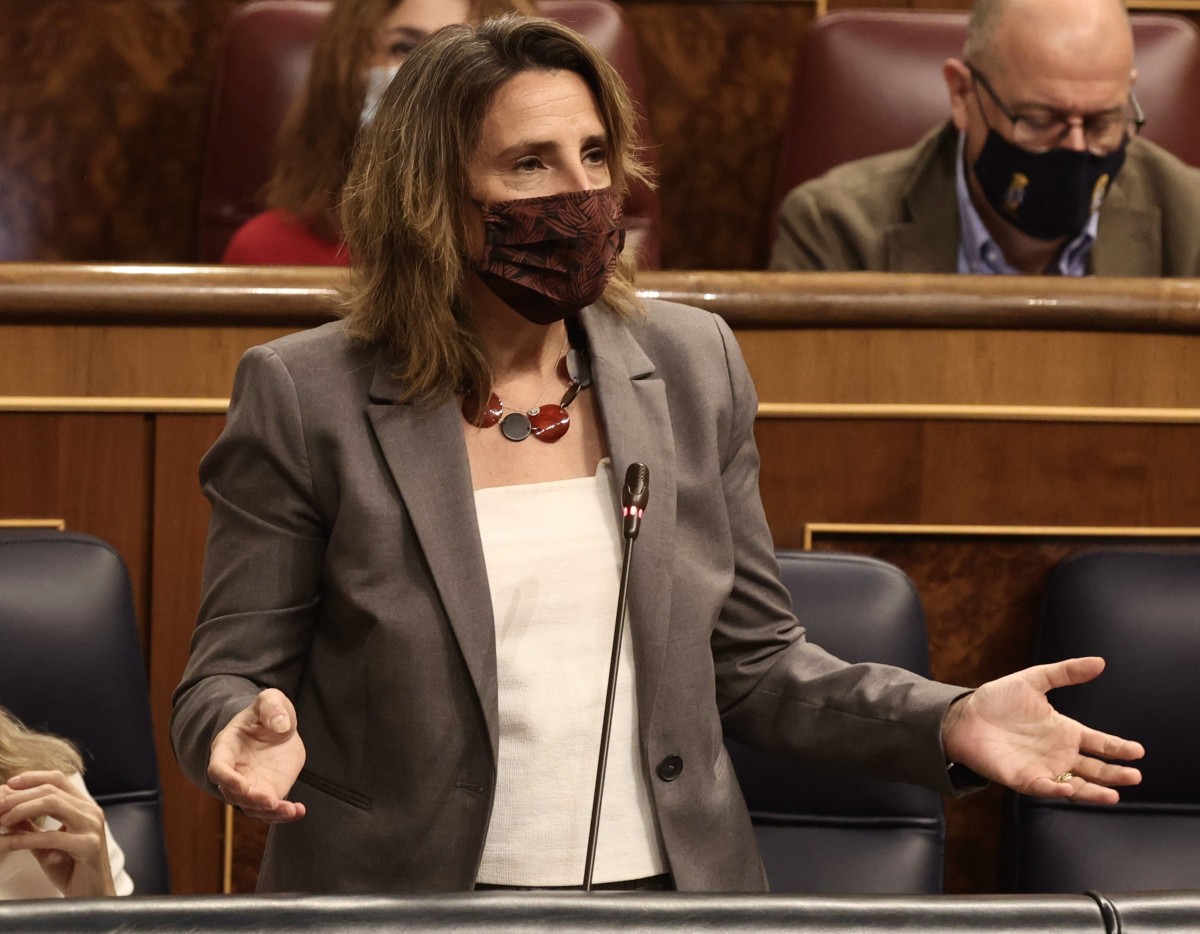 El Gobierno prorroga hasta el 30 de abril la rebaja de impuestos en la factura de la luz