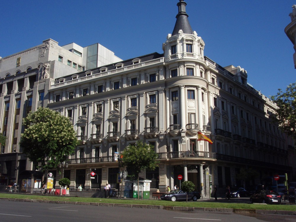 La CNMC expedienta a siete empresas inmobiliarias