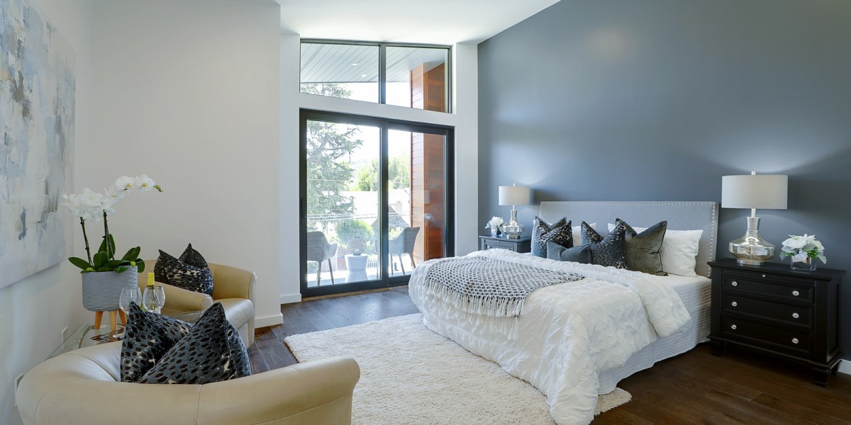 Cada casa tiene tres dormitorios