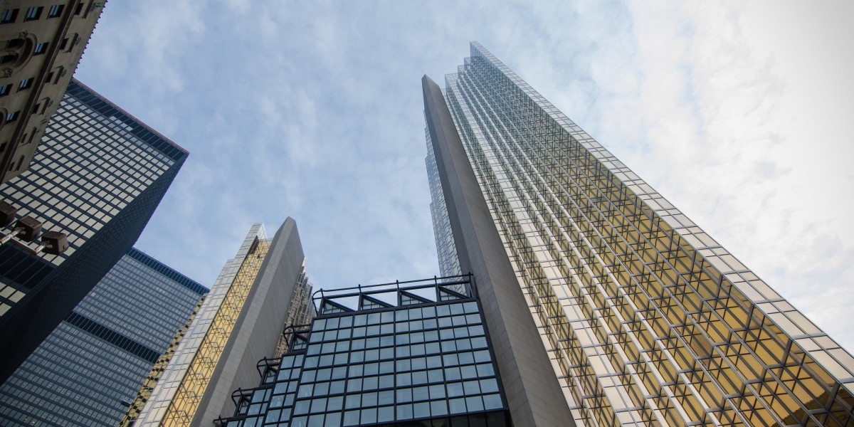 Amancio Ortega compra el icónico rascacielos Royal Bank Plaza de Toronto por más de 800 millones