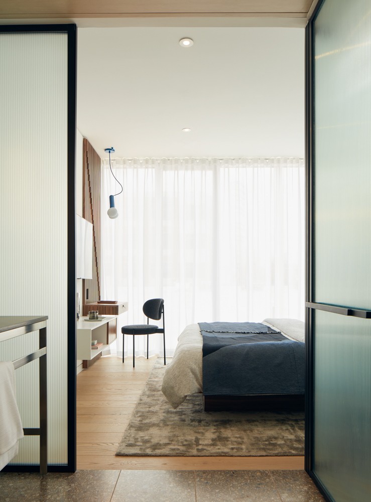 Con mucha luz natural y espacio 