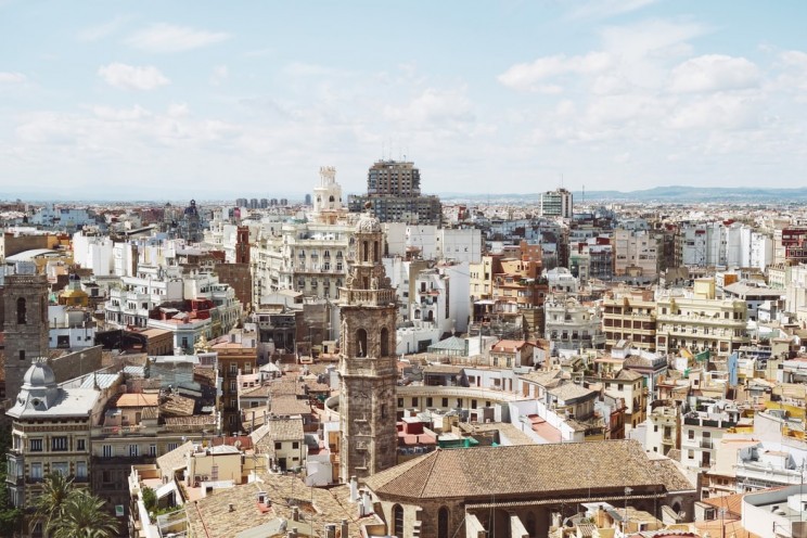 Valencia no descarta la expropiación para asegurar el acceso a la vivienda