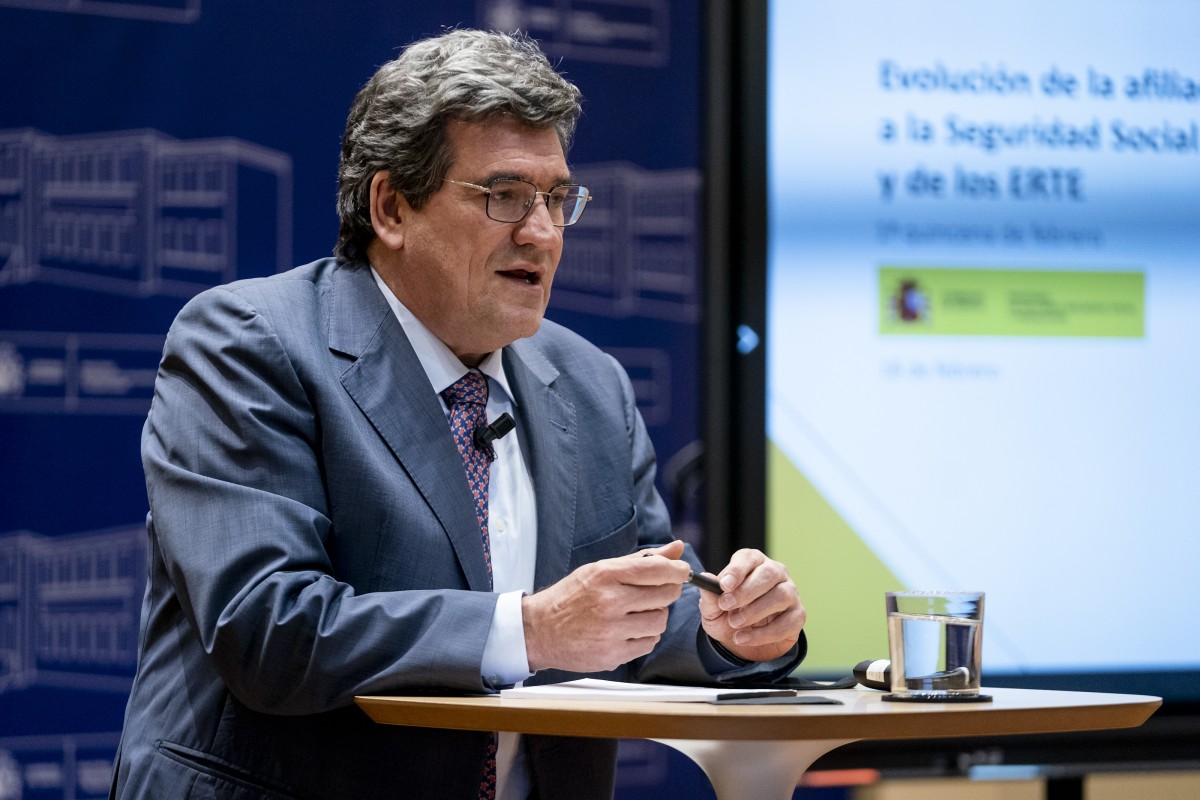 La Seguridad Social estudiará las aportaciones de las asociaciones de autónomos sobre la reducción de cuotas