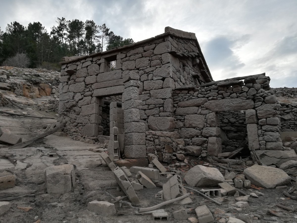 Los 'pueblos sumergidos' de España reaparecen con la sequía