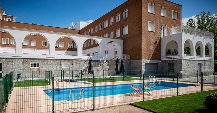 Col·legi Major Miguel Antonio Caro a Madrid / Resa