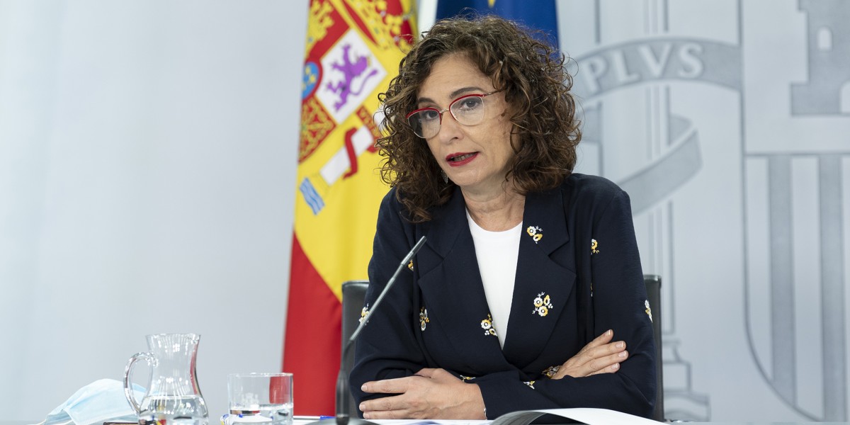 Los economistas insisten: no es el momento de subir impuestos y hay que eliminar Patrimonio