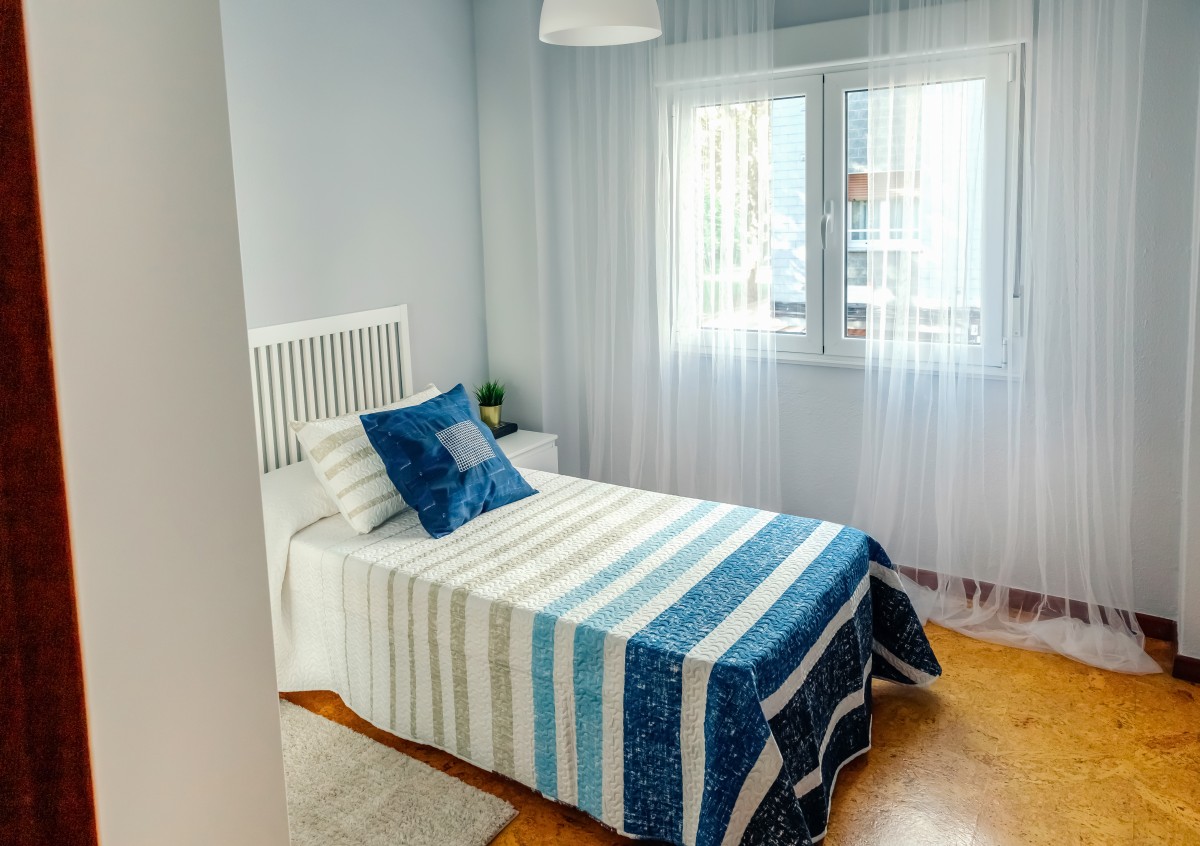 Revestimientos de corcho para el hogar: qué tipos hay, cómo aplicarlos y dónde