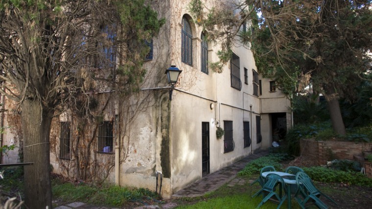 Barcelona transformará Can Garcini, una de las últimas masías del Guinardó, en un centro para mayores