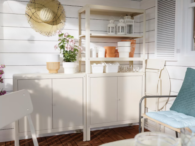 Cómo decorar una terraza abierta con muebles de Ikea