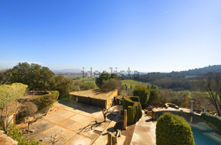 Jardines Castillo de Foixá