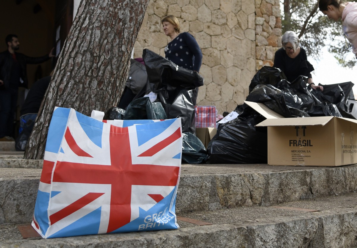 Ucranianos reciben donaciones