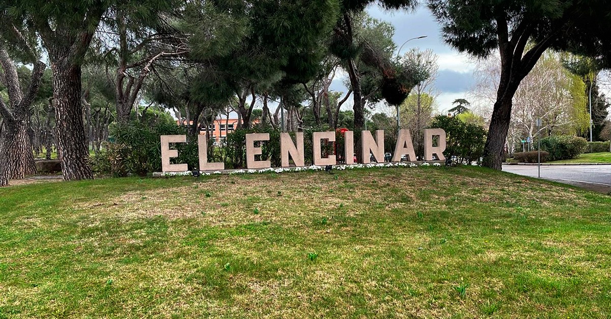 Entrada El Encinar de los Reyes