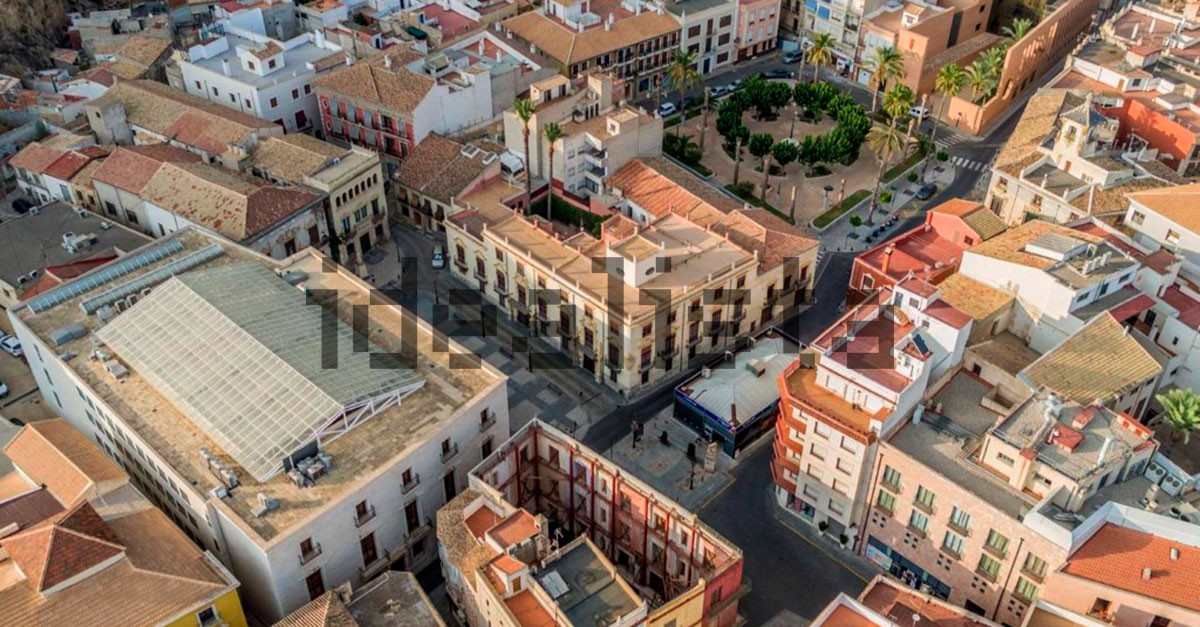 Vista aérea del palacio en Orihuela