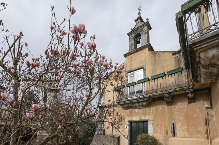 La capilla privada se vende con la propiedad