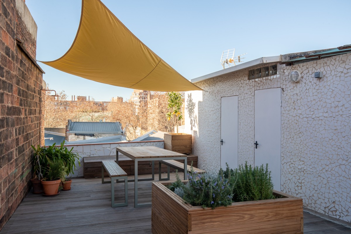 La casa utiliza lana de oveja como aislante