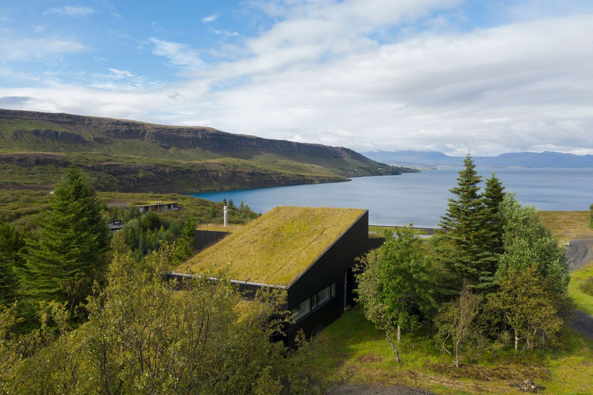 La casa se mimetiza con el paisaje