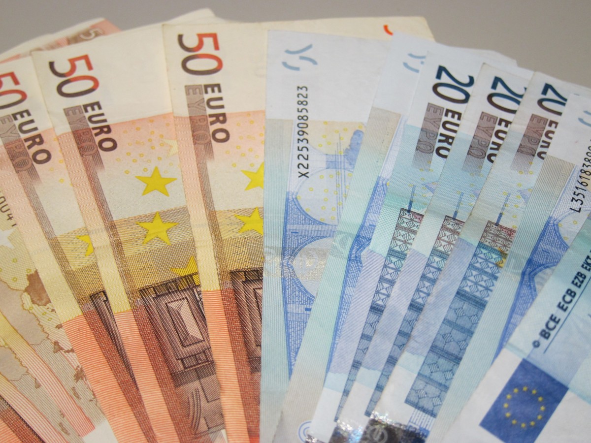 Reformas, mascarillas o teletrabajo: la factura del covid en los hogares supera los 1.700 euros