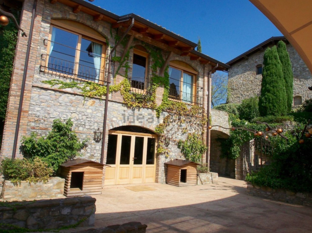 Aldea en venta en Italia