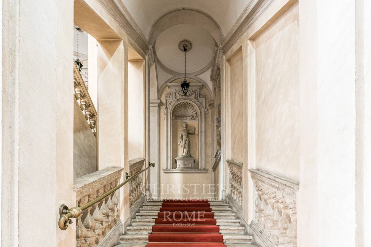 En venta el ático donde vivió Ennio Morricone en Roma por 12 millones